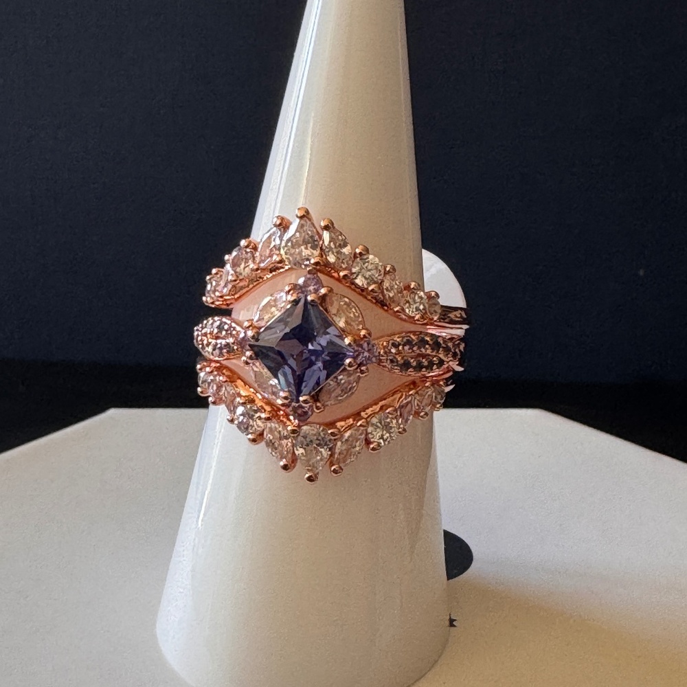 Bomb Party – December 2024 - RBP8472 She's Timeless